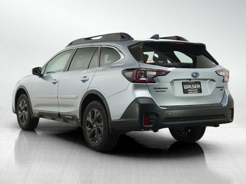 Used 2022 Subaru Outback Onyx Edition XT AWD/4WD image 3