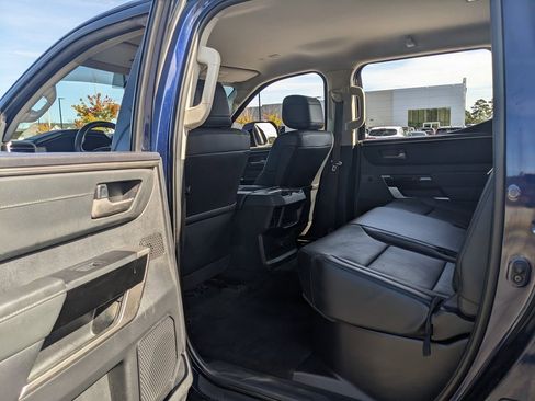 Used 2022 Toyota Tundra Limited image 36