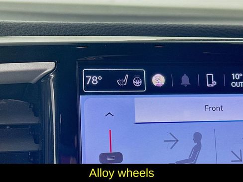 Used 2023 Chrysler Pacifica Touring-L image 27