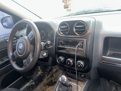 Used 2011 Jeep Compass 2WD image 15