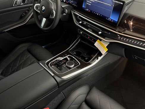 Used 2026 BMW X5 xDrive40i w/ M Sport Package image 27