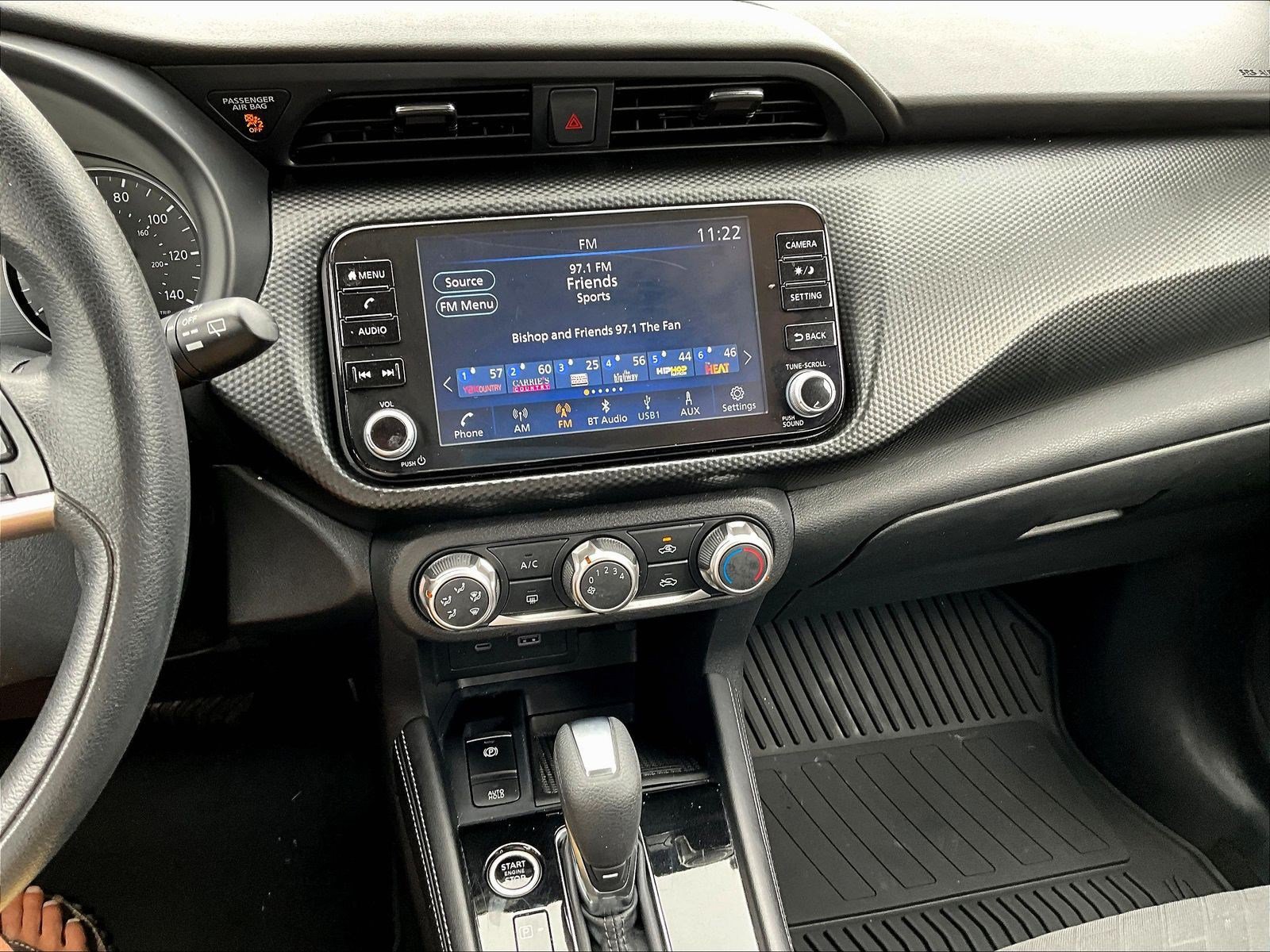 Used 2024 Nissan Kicks SV FWD image 15