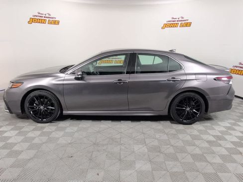 Used 2024 Toyota Camry XSE FWD image 2