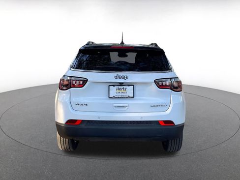 Used 2025 Jeep Compass Limited image 6
