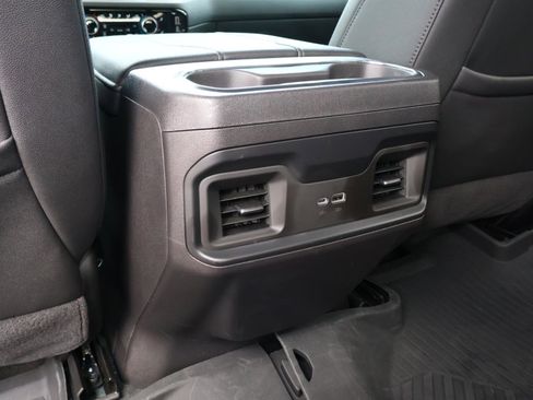 Used 2025 Chevrolet Silverado 1500 LT Trail Boss w/ LT Trail Boss Premium Package AWD/4WD image 13