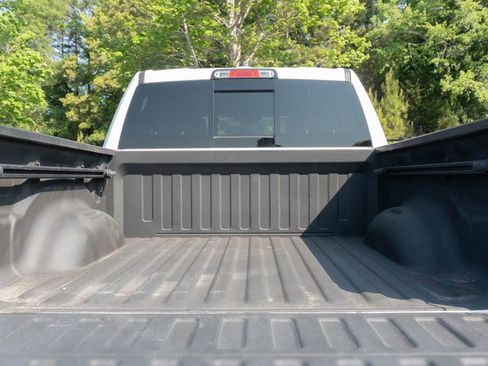 Used 2022 RAM 1500 Big Horn AWD/4WD image 18