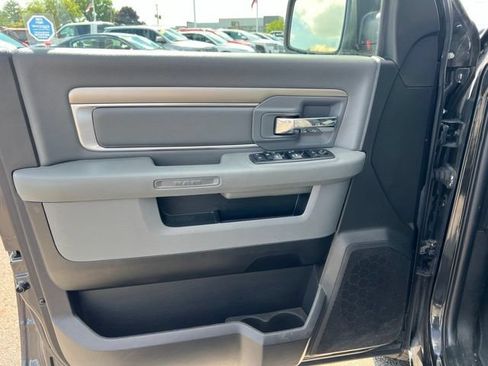 Used 2019 RAM 1500 Big Horn AWD/4WD image 16