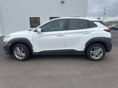 Used 2022 Hyundai Kona SE image 9