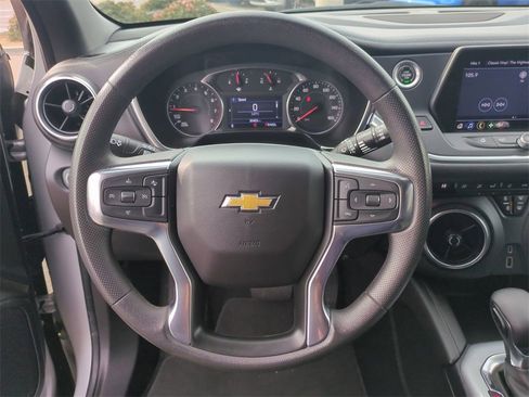 Certified 2022 Chevrolet Blazer LT image 11