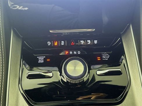 New 2025 Jeep Wagoneer L Series III w/ Quick Order Package 25C Super image 12