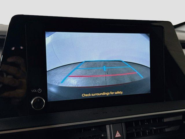 Certified 2026 Toyota Prius LE FWD image 15