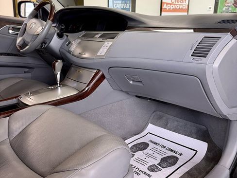 Used 2008 Toyota Avalon Limited FWD image 11