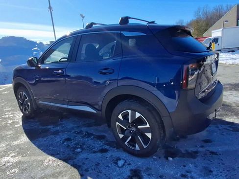 Used 2026 Nissan Kicks SV w/ Charging Package image 6