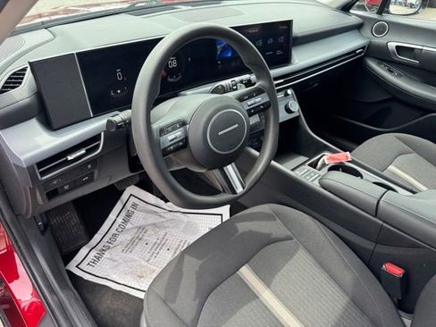 Used 2024 Hyundai Sonata SEL FWD image 12