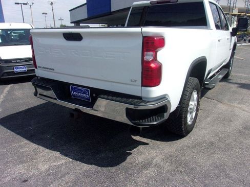 Used 2022 Chevrolet Silverado 2500 LT w/ Convenience Package AWD/4WD image 9