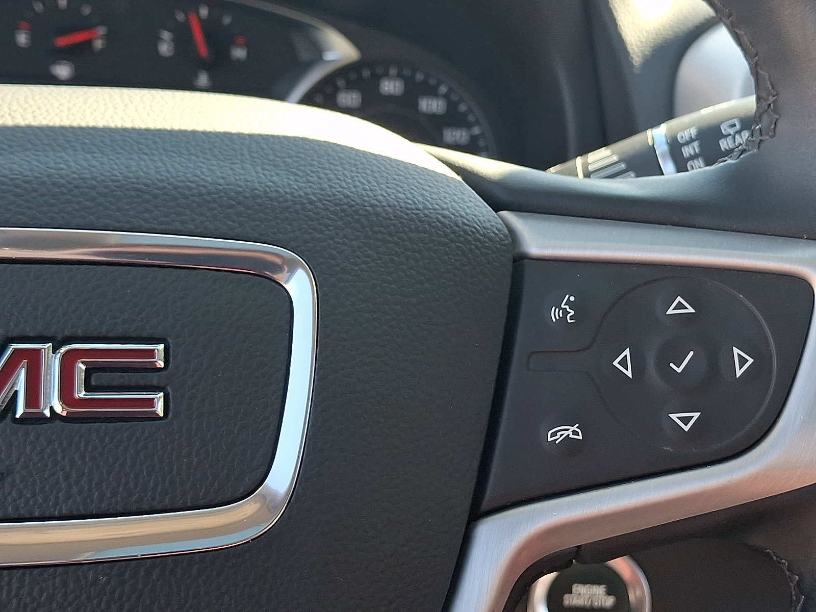 Certified 2023 GMC Terrain SLT w/ Tech Package AWD/4WD image 20