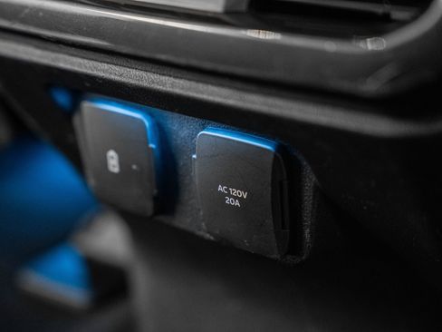 Certified 2023 Ford F150 Lariat w/ Equipment Group 502A High image 43