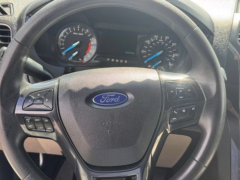 Used 2018 Ford Explorer 4WD image 16