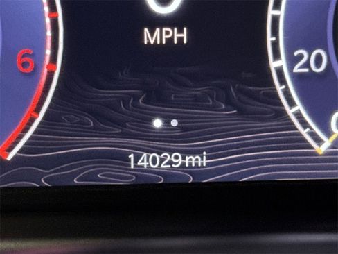 Used 2025 Jeep Wagoneer Series II image 12