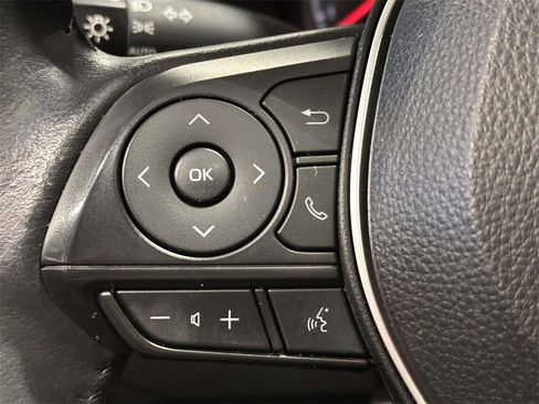 Used 2022 Toyota Corolla Cross LE image 23