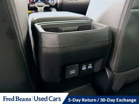 Used 2025 Toyota Tacoma Limited image 6