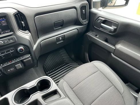 Used 2022 Chevrolet Silverado 2500 Custom w/ Custom Value Package AWD/4WD image 22