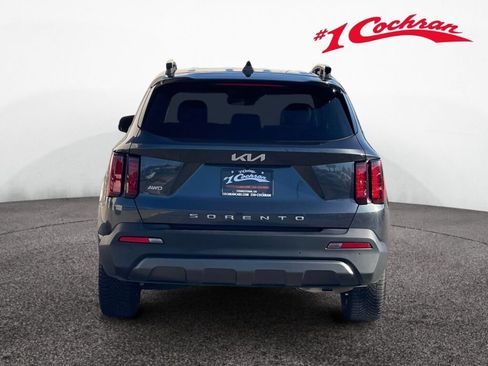Used 2022 Kia Sorento S AWD/4WD image 28