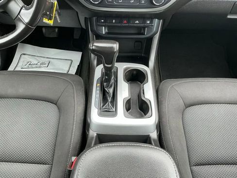 Used 2018 Chevrolet Colorado LT w/ LT Convenience Package AWD/4WD image 28