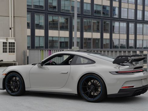 Certified 2024 Porsche 911 GT3 image 3