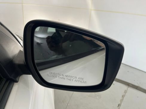 Used 2024 Nissan Kicks SV FWD image 48