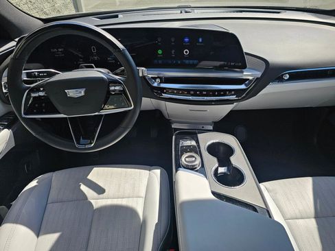 Used 2024 Cadillac Lyriq Sport AWD/4WD image 21