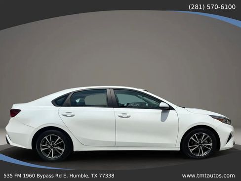Used 2023 Kia Forte LXS FWD image 8