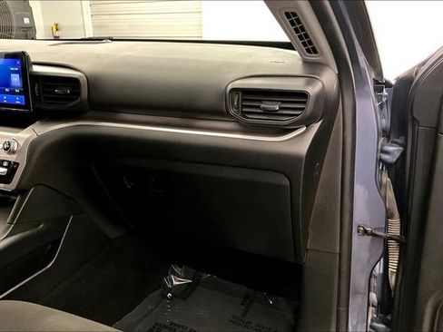 Used 2021 Ford Explorer XLT w/ Class III Trailer Tow Package AWD/4WD image 19
