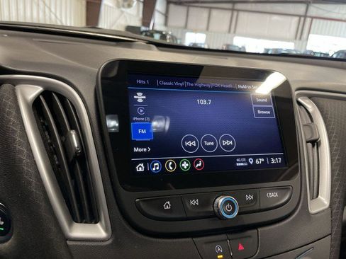 Used 2024 Chevrolet Malibu LT image 19