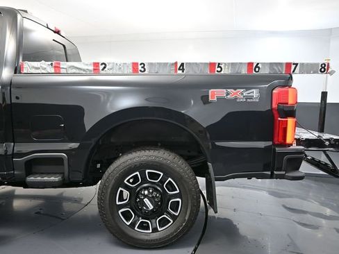 Used 2025 Ford F250 Platinum image 44