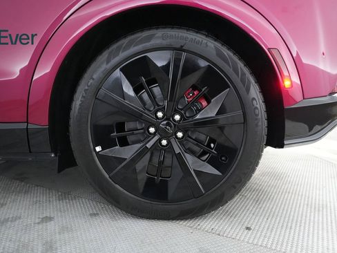 Used 2025 Ford Mustang Mach-E GT image 9