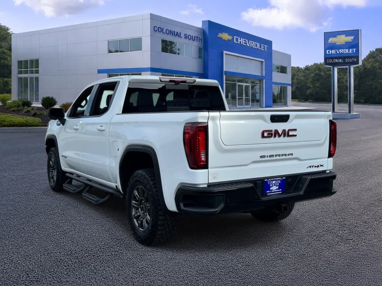 Certified 2024 GMC Sierra 1500 AT4X AWD/4WD image 4