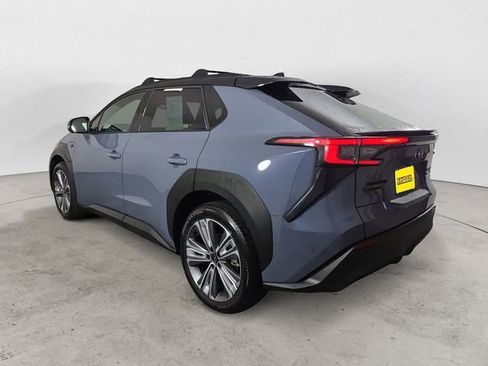 Used 2025 Subaru Solterra Touring w/ Touring Package image 3