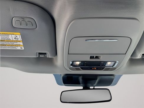 Used 2022 Ford F150 Lariat w/ Equipment Group 502A High image 39