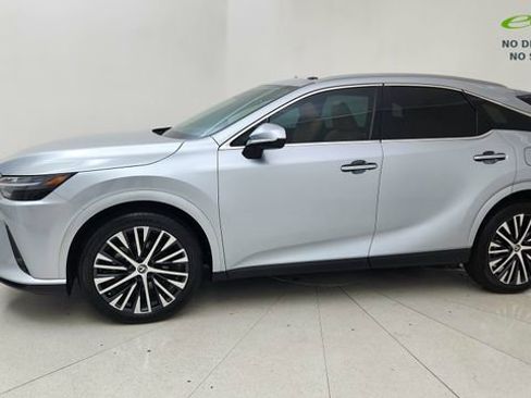 Used 2024 Lexus RX 350 w/ Technology Package AWD/4WD image 3