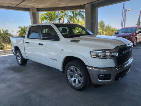 New 2026 RAM 1500 Big Horn AWD/4WD image 2