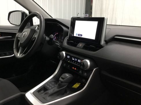 Used 2023 Toyota RAV4 XLE w/ Convenience Package image 21