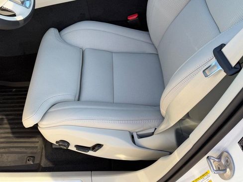 New 2026 Volvo XC60 T8 Ultra w/ Climate Package image 11