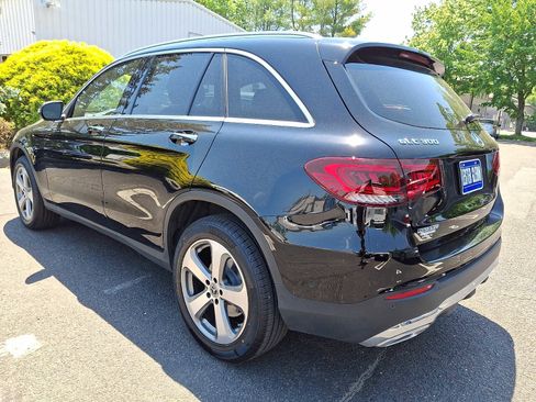 Used 2022 Mercedes-Benz GLC 300 4MATIC image 4