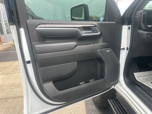 Used 2025 Chevrolet Silverado 2500 LTZ w/ Trail Boss Package image 35