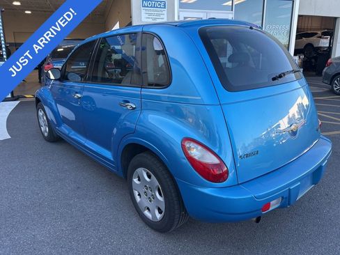 Used 2009 Chrysler PT Cruiser LX image 4