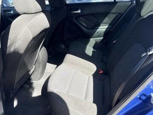 Used 2017 Kia Forte LX FWD image 10