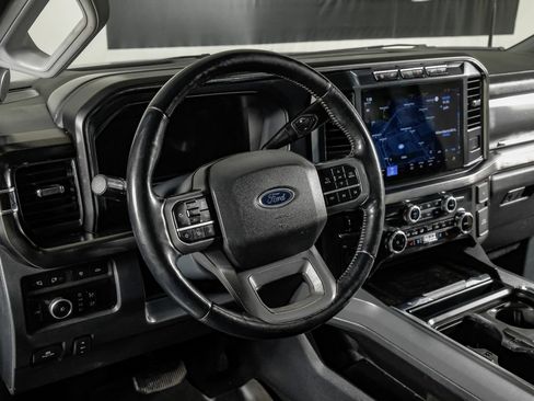 Used 2024 Ford F350 Lariat w/ Lariat Ultimate Package AWD/4WD image 16