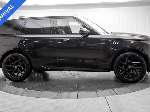 Used 2024 Land Rover Range Rover Sport Dynamic SE AWD/4WD image 8