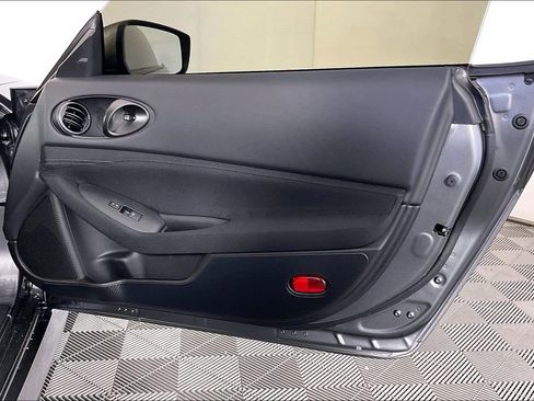 New 2026 Nissan Z Sport w/ Floor Mat Package RWD image 22